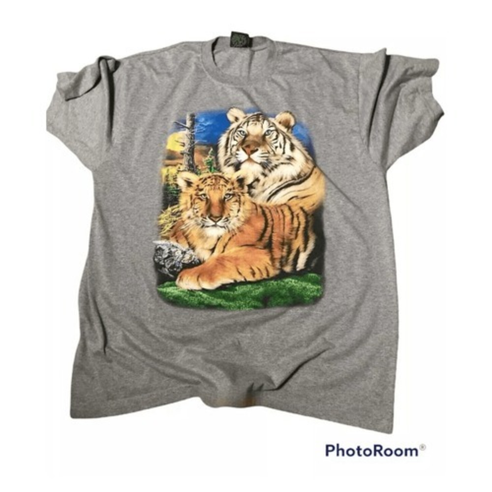 Vintage Tiger Graphic Nature T-shirt,Sz-XL, Gray,short Sleeves, VTG 90s